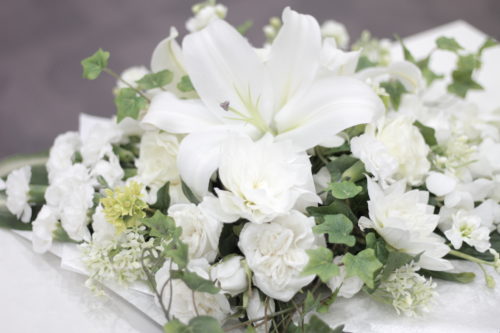 白いお別れの花 おてごろ葬 福岡 大阪の直葬や火葬式などの格安葬儀