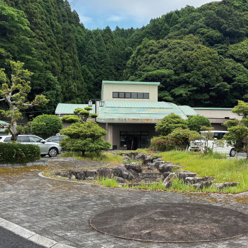 相知厳木斎場全景